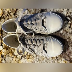 Micheal Kors Sneakers 7 1/2